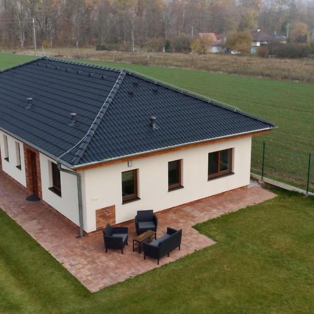 Apartman Uprostred Trojuhelniku Praha - Karlovy Vary - Plzen Kolesovice ภายนอก รูปภาพ